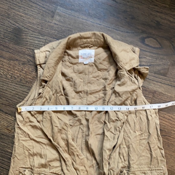Thread & Supply Tan Utility Vest M Medium EUC - Picture 3 of 7